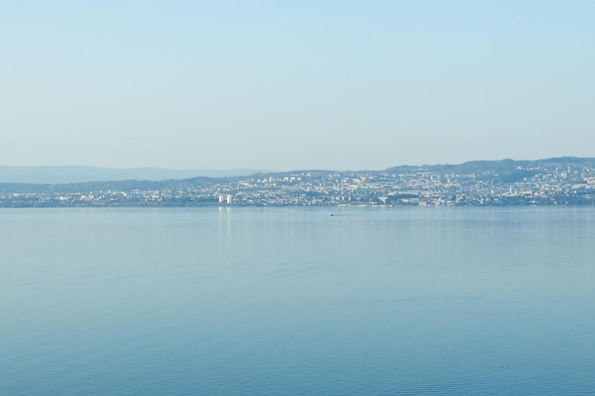 Cote Lac Hostel Evian Oda fotoğraf